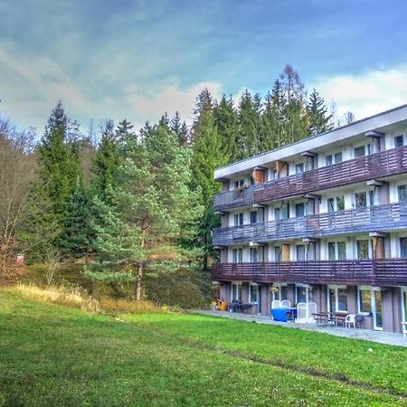 Apartman Na Kraji Lesa Všemina Exteriör bild